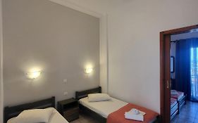 Aleka'S Rooms